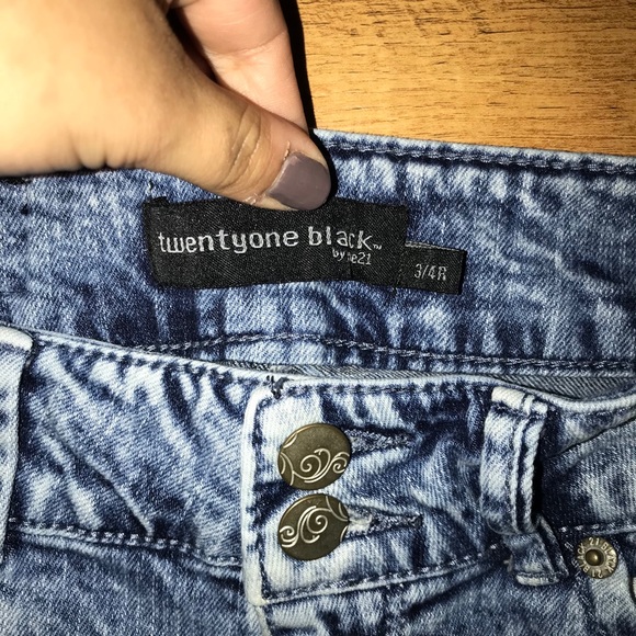 Rue21 Jeans - Picture 3 of 3